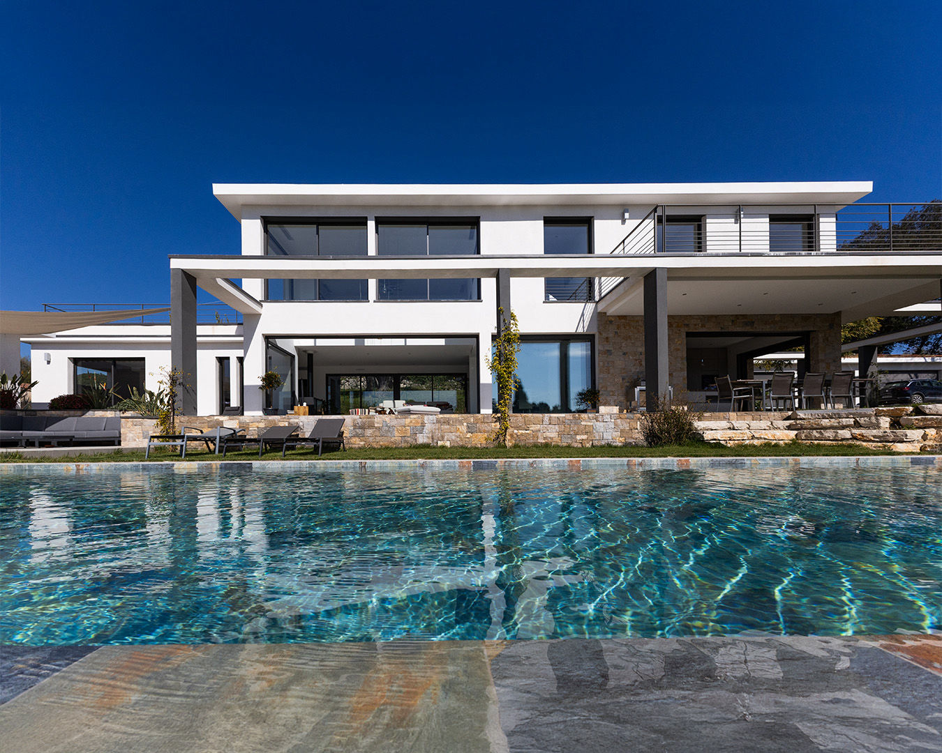 Start your Villa project on the French Riviera with KO Sud Construction.