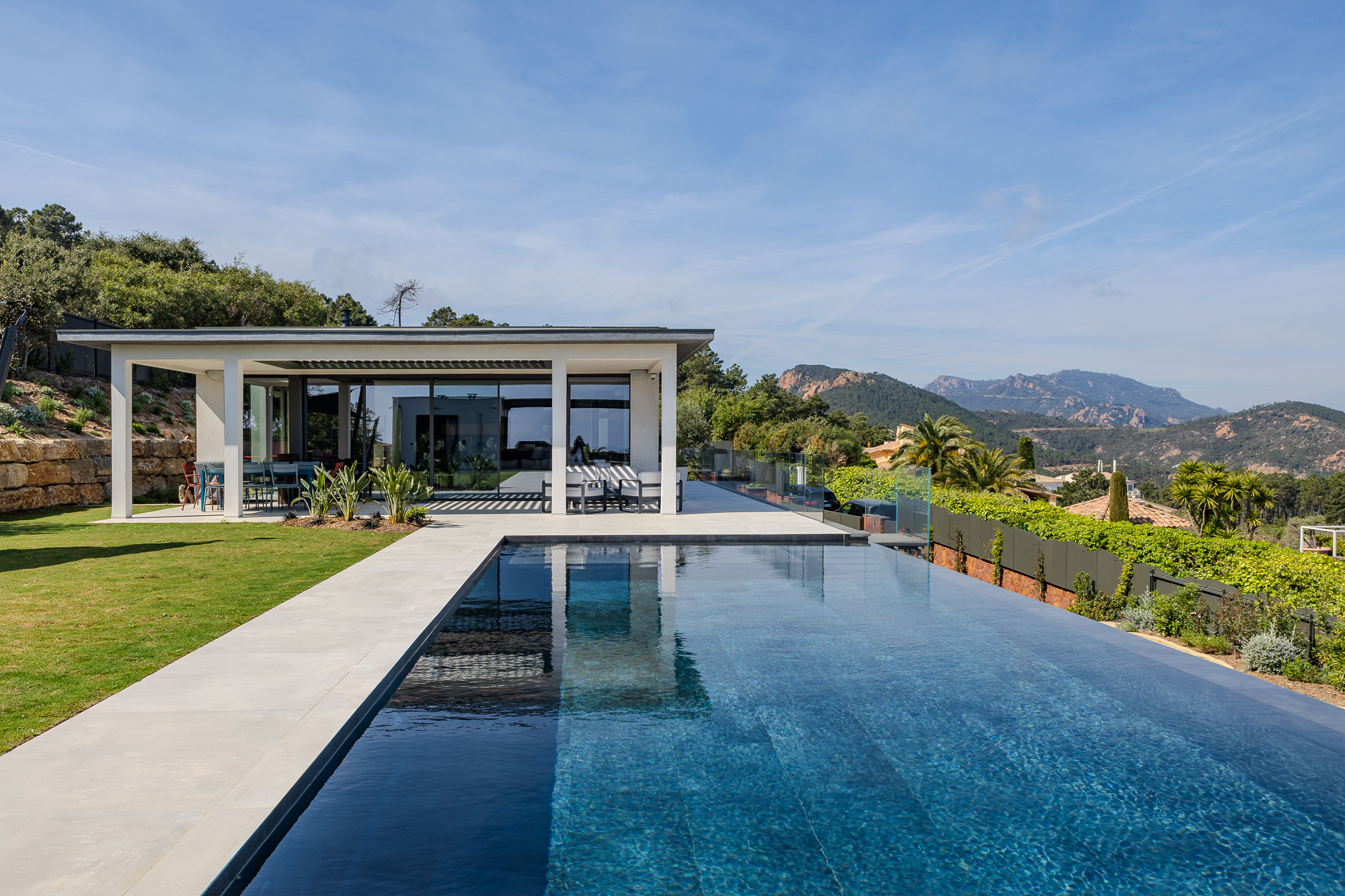 Swimming Pool Builder in Cannes